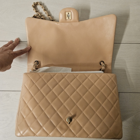 Chanel single flap bag - Picture 11 of 16